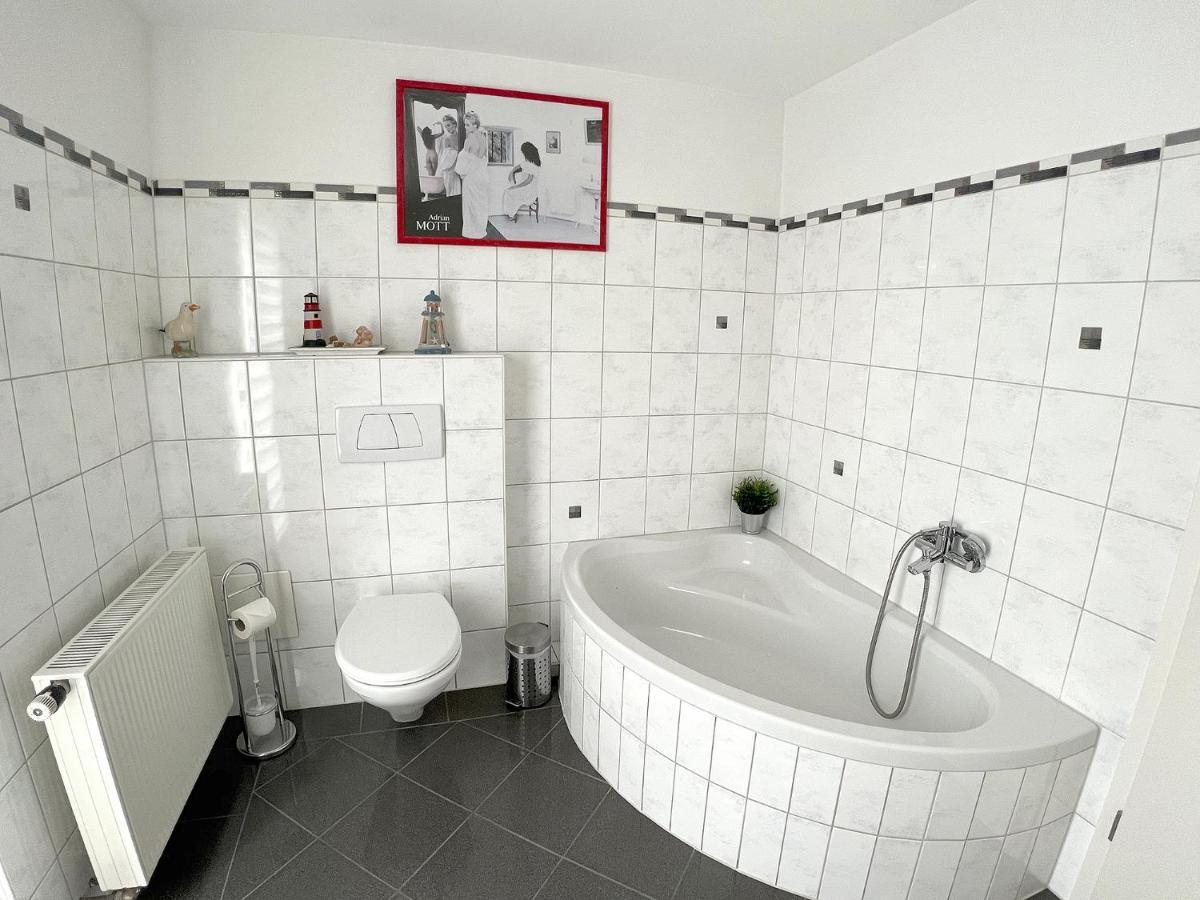 Ferienwohnung Beckendorf ลอสไฮม์ ภายนอก รูปภาพ